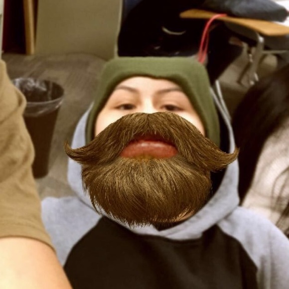 Meet your Posher, Danielle - Picture 1 of 1